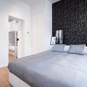 Bedrooms Fully Equipped In A Beautiful House Bed and breakfast